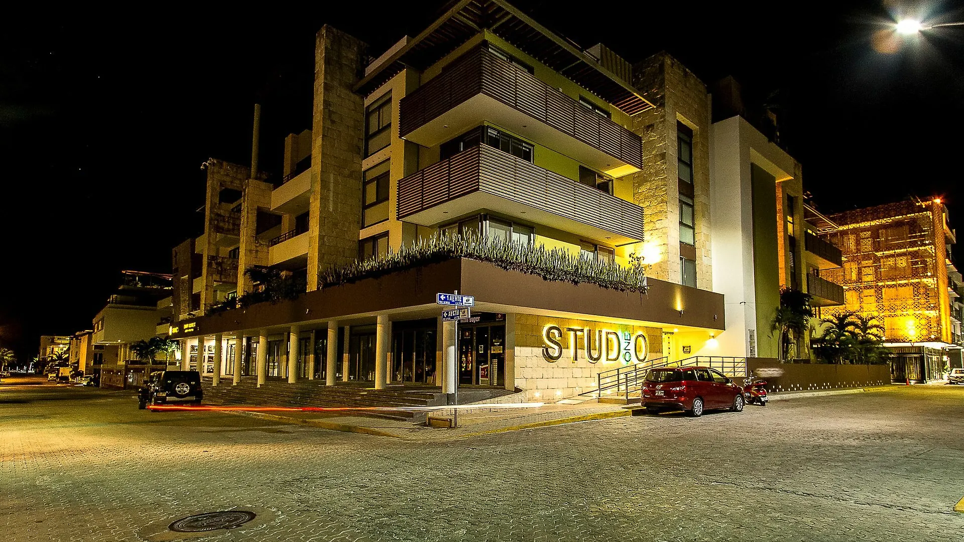 Studio One Luxury Apartments By Imexico Playa del Carmen